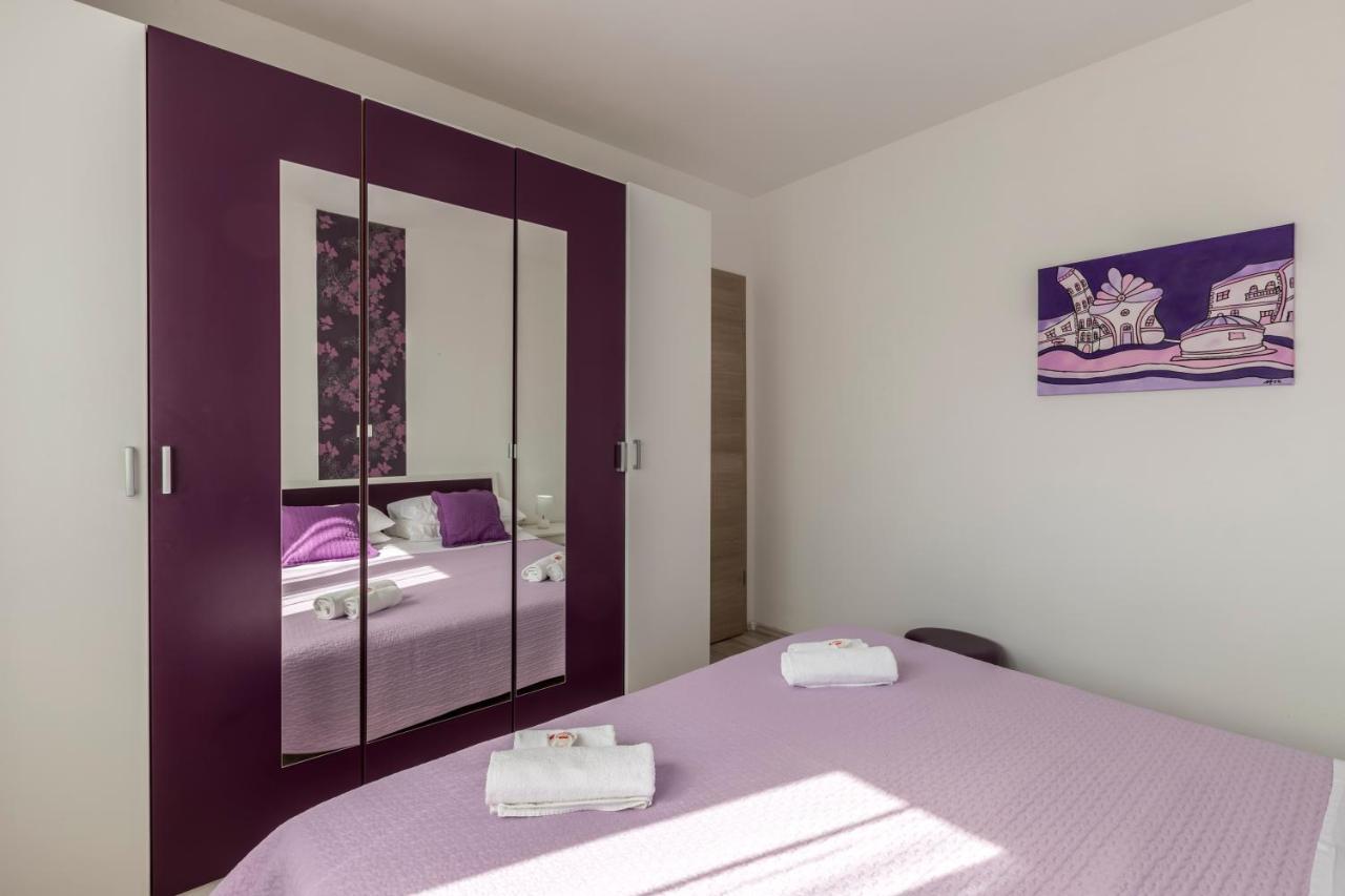 Hvar De Luxe Apartments ฮวาร์ ภายนอก รูปภาพ
