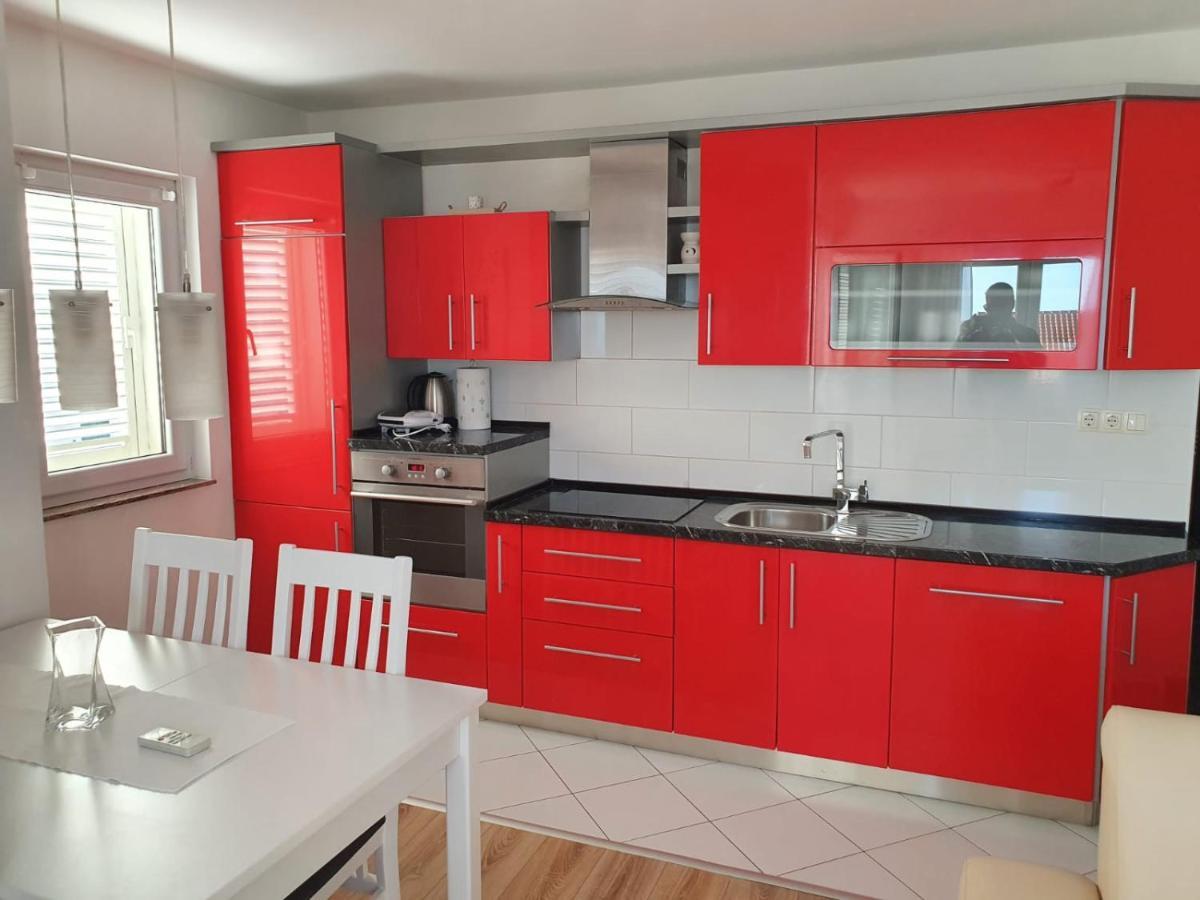 Hvar De Luxe Apartments ฮวาร์ ภายนอก รูปภาพ