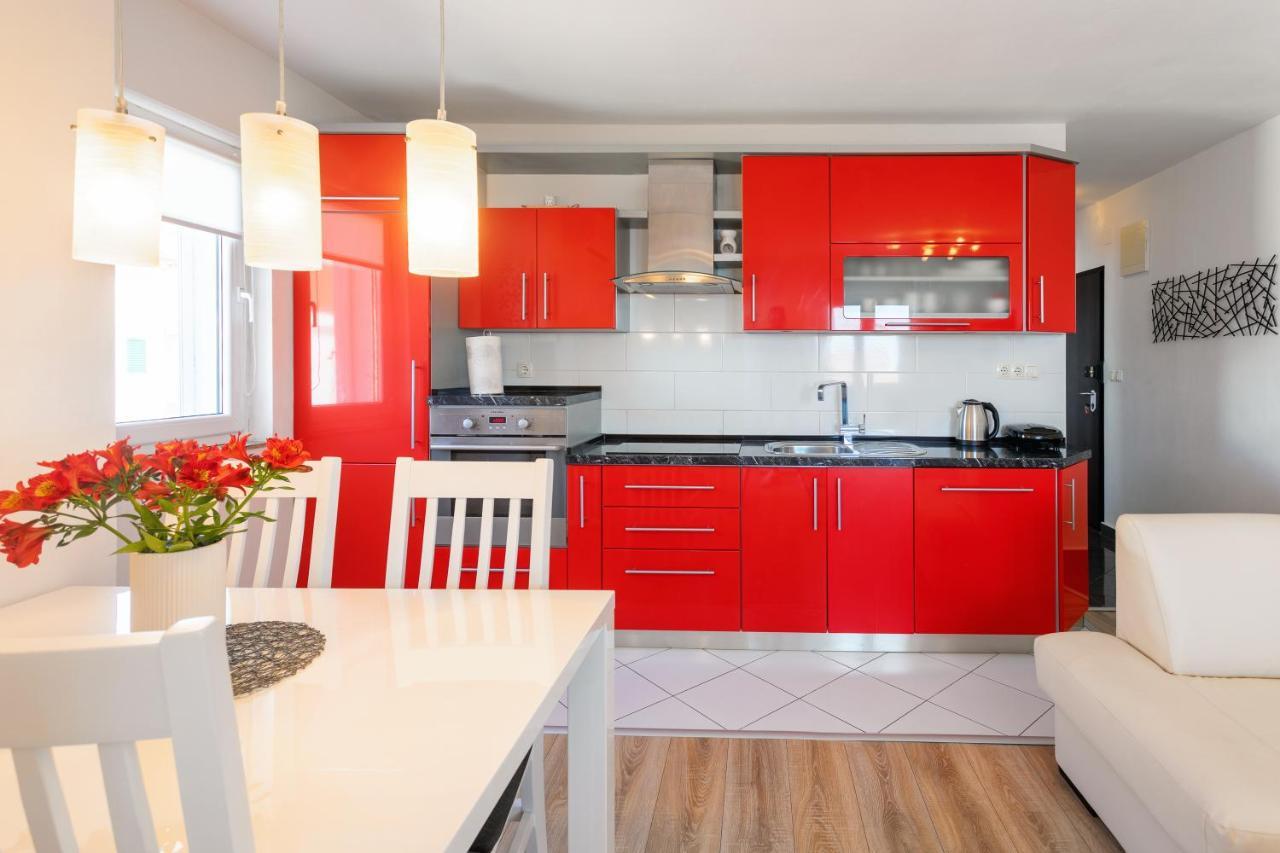 Hvar De Luxe Apartments ฮวาร์ ภายนอก รูปภาพ