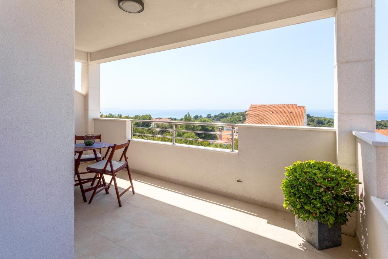 Hvar De Luxe Apartments ฮวาร์ ภายนอก รูปภาพ