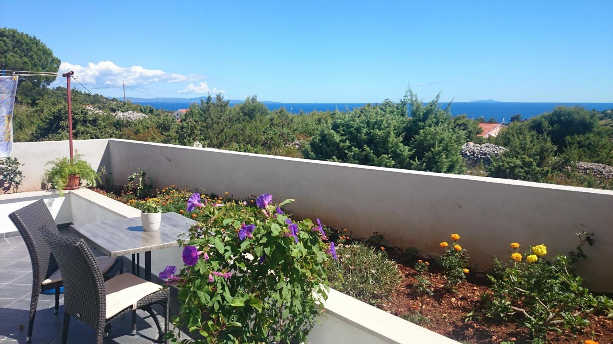 Hvar De Luxe Apartments ฮวาร์ ภายนอก รูปภาพ